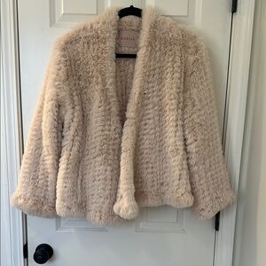 Chic Faux Fur Jacket in Cream